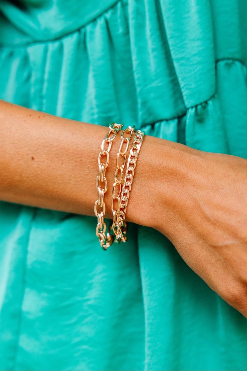 In Your Sights Gold Chain Bracelet Set